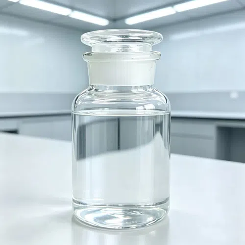 Diklorometana: Pelarut terklorinasi bertitik didih rendah yang paling umum digunakan di laboratorium dan industri